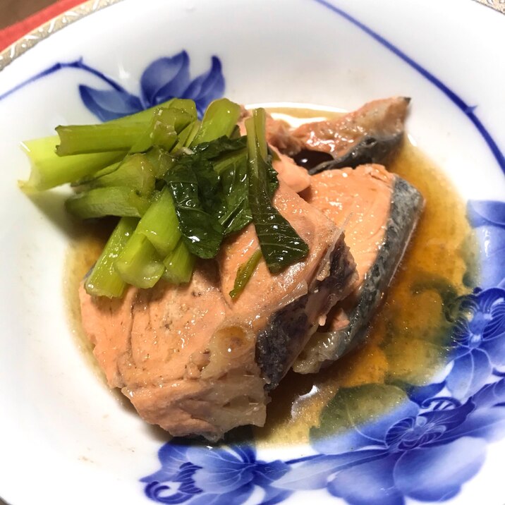 今日は和風で、鮭と小松菜の和風煮❗️